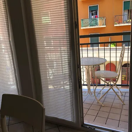 Gatto Romeo Lägenhet Verona