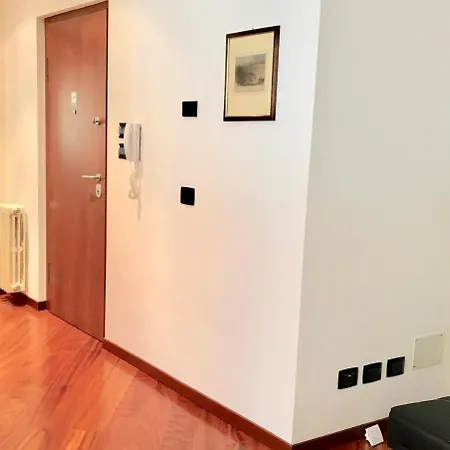 Gatto Romeo Apartment *