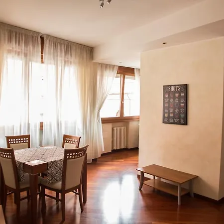Apartment Gatto Romeo Verona